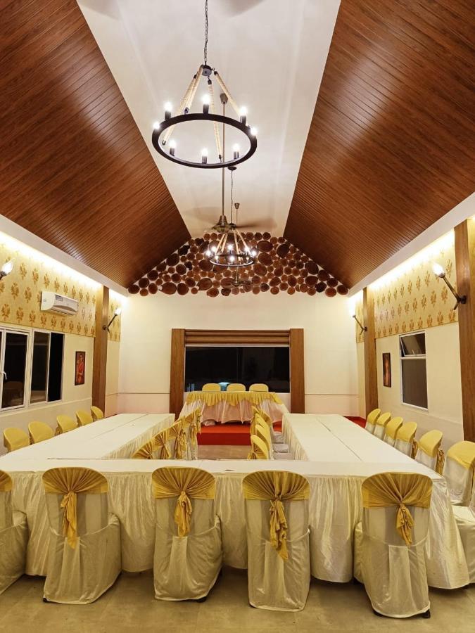 Athirappilly Polaris Resort Kizhake Chālakudi Kültér fotó